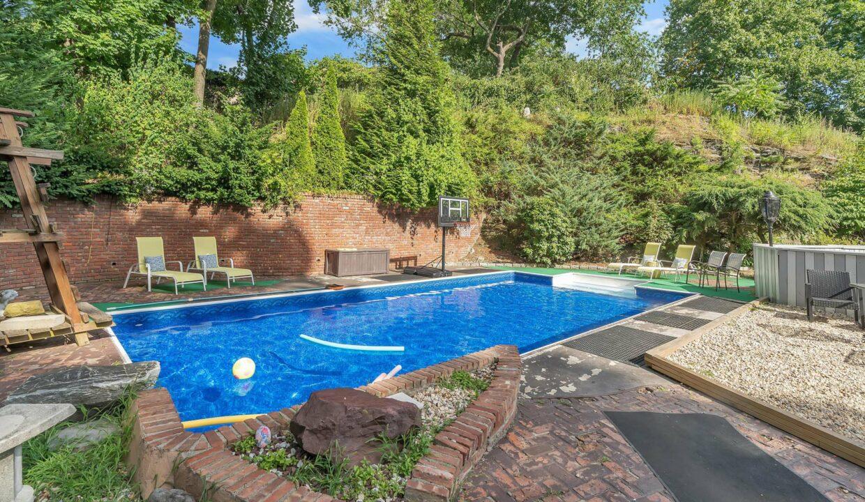 Hudson Valley Luxury Resorts Westchester Castle Swimming Pool Patio Outdoor Relaxation #separator_sa Weschester County, New York