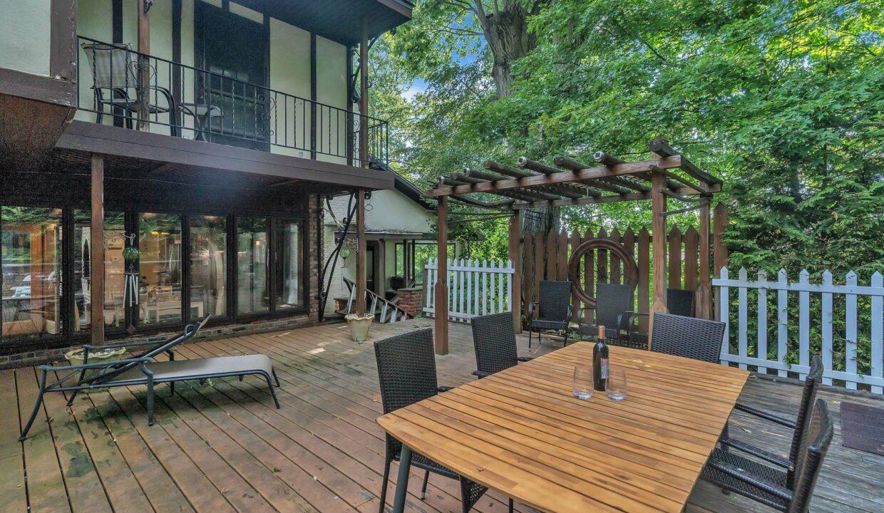Hudson Valley Luxury Resorts Westchester Castle Outdoor Patio Dining #separator_sa Weschester County, New York