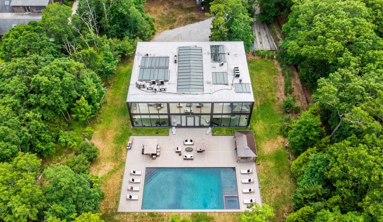 Glasshouse Nature Haven in Hudson Valley | Serene Luxury Escape