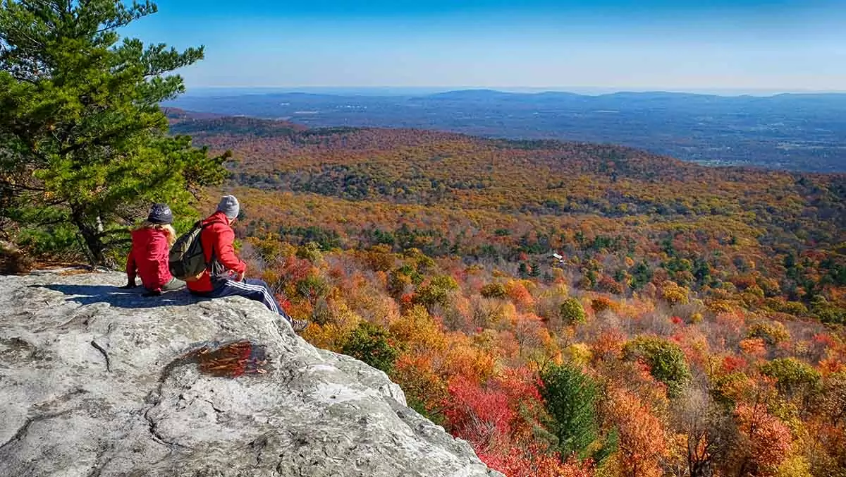 Autumn is an awesome time to visit the Hudson Valley. The crisp air, the myriad of colors on the trees, the scenic views.