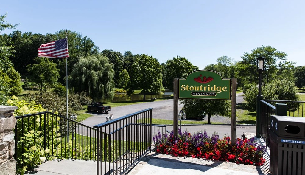 Stoutridge Vineyard & Distillery building in Hudson Valley