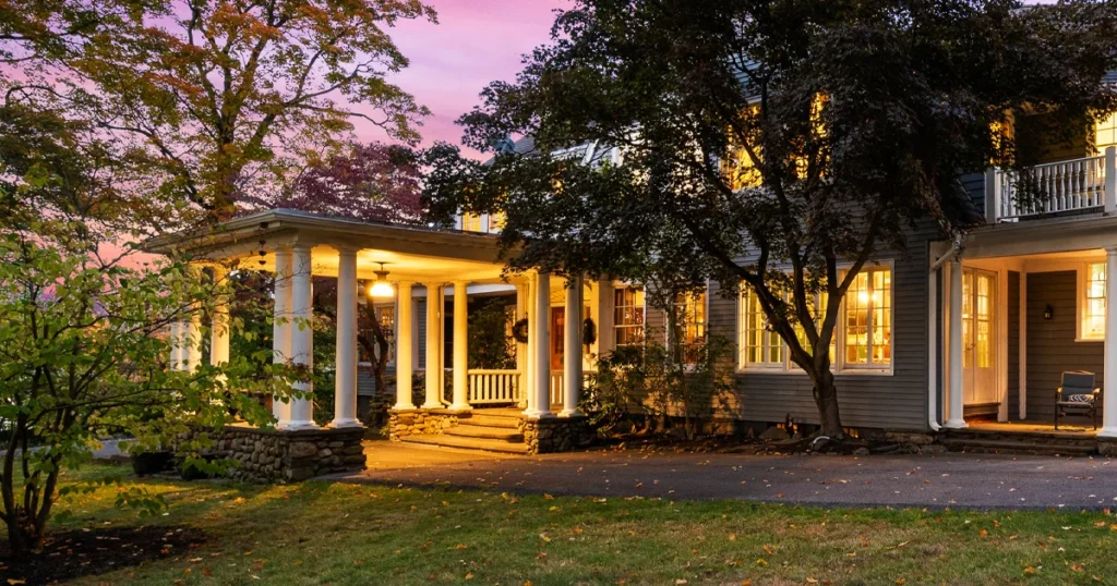 Knoll Shoal Farmhouse hot tub luxury vacation rental Hudson Valley NY Cornwall