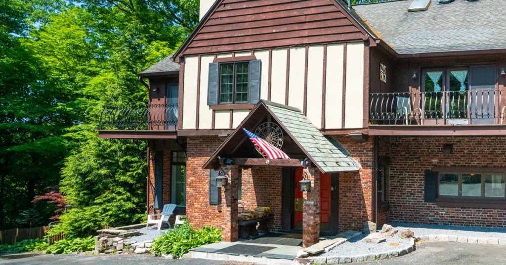 Westchester Castle luxury estate rental Hudson Valley New York sleeps 13